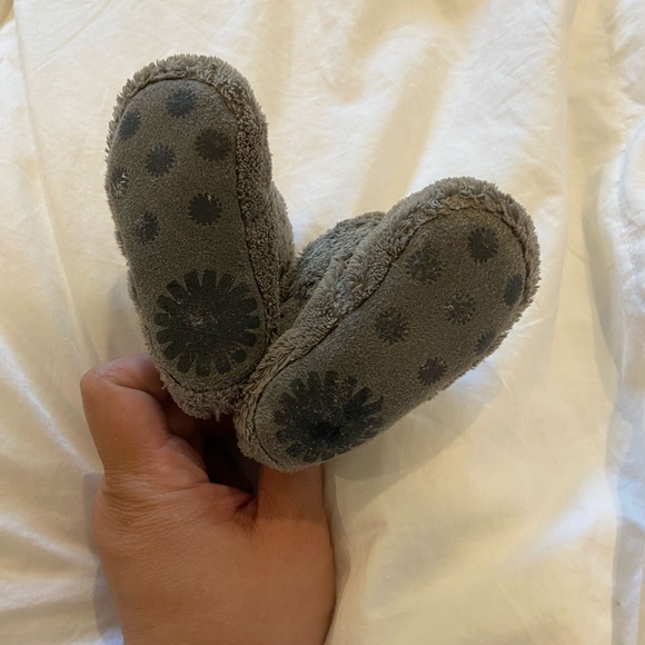 Ugg Bixbee Bootie - Picture 3 of 4